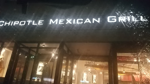 Mexican Restaurant «Chipotle Mexican Grill», reviews and photos, 32824 Woodward Ave, Royal Oak, MI 48068, USA