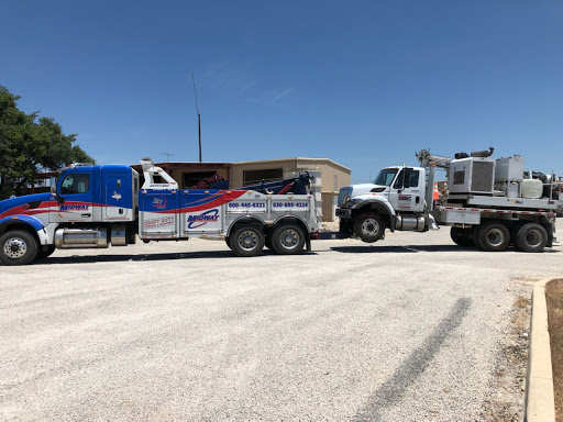 Towing Service «Midway Wrecker Service», reviews and photos, 2630 Junction Hwy, Kerrville, TX 78028, USA