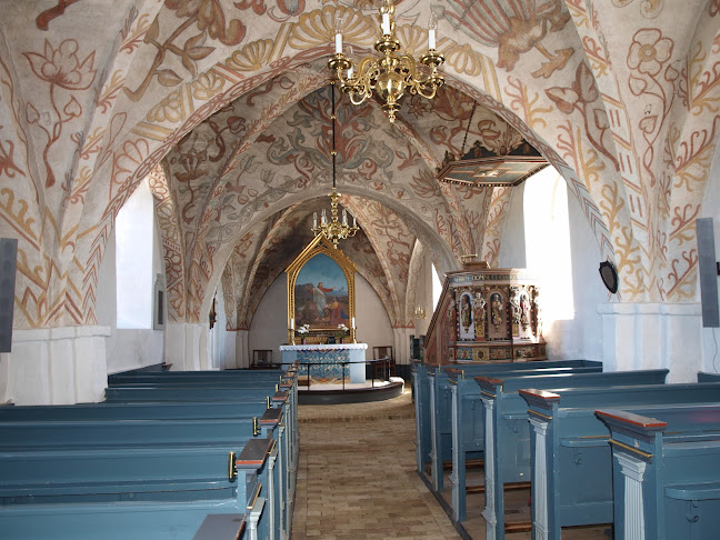 Anmeldelser af Melby Kirke i Frederiksværk - Kirke