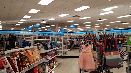 Clothing Store «Ross Dress for Less», reviews and photos, 1990 S University Dr, Davie, FL 33324, USA