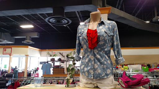 Thrift Store «The Salvation Army Family Store & Donation Center», reviews and photos, 6469 N Prospect Ave, Gladstone, MO 64119, USA