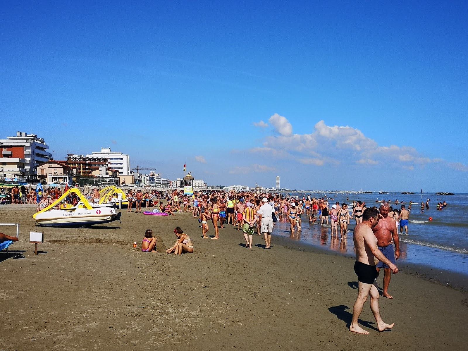 Foto van Spiaggia di Gatteo Mare met hoog niveau van netheid