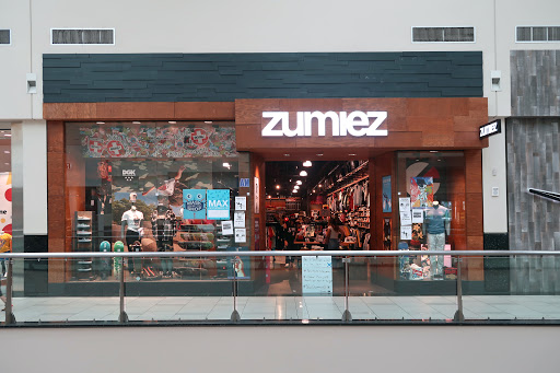 Clothing Store «Zumiez», reviews and photos, 9301 Tampa Ave #181, Northridge, CA 91324, USA