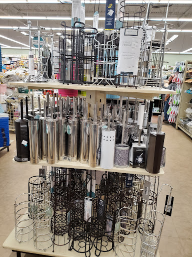 Home Goods Store «Christmas Tree Shops», reviews and photos, 1100-1300 N Galleria Dr, Middletown, NY 10941, USA