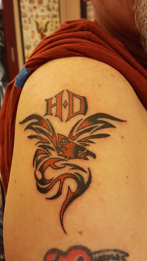 Tattoo Shop «Classic Tattoo Parlor», reviews and photos, 521 N Harbor Blvd, Fullerton, CA 92832, USA