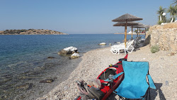 Foto von Pachi Beach mit eine gerade küstenlinie