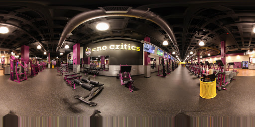 Gym «Planet Fitness», reviews and photos, 700 Montgomery Hwy, Vestavia Hills, AL 35216, USA