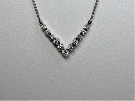 Jewelry Store «Premier Jewelers», reviews and photos, 9810 Baymeadows Rd #11, Jacksonville, FL 32256, USA