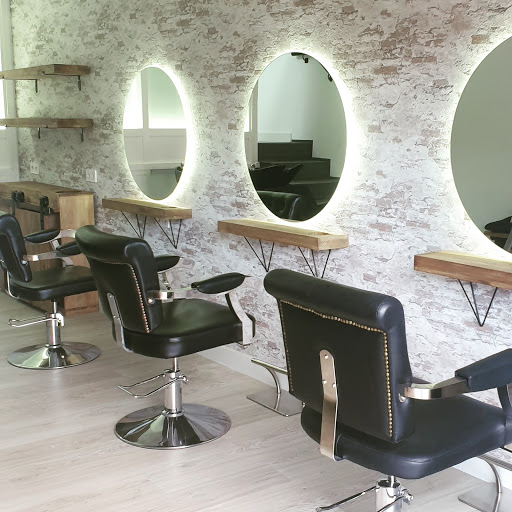 T-Peinas? Peluquería en Parets del Vallès, Barcelona
