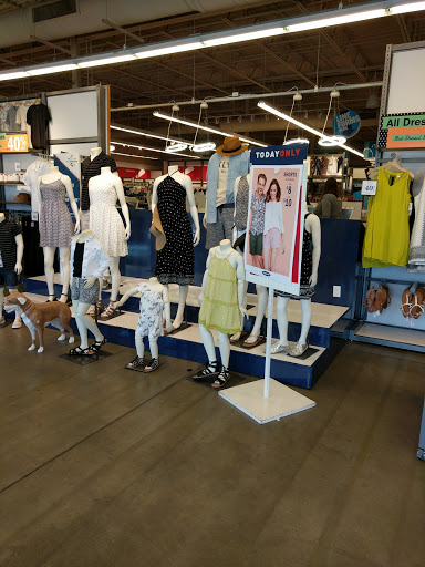 Clothing Store «Old Navy», reviews and photos, 678 W Main St, American Fork, UT 84003, USA