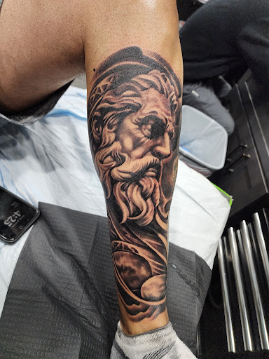 Find cute cat tattoo ideas for your next unique tattoo in Brentwood at Eleven Mag Tattoo