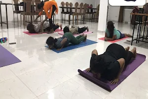 Yogastatic image