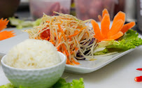 Salade du Restaurant thaï KHAAW HOOM Thaï cuisine à Paris - n°2