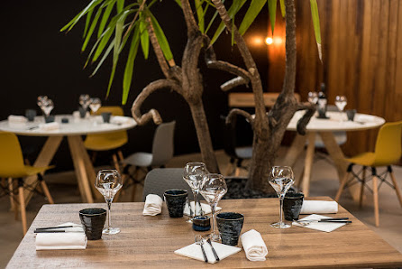 Restaurant Hyacinthe & Robert 100 Rue nationale, 56300 Pontivy, France