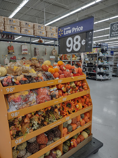 Discount Store «Walmart», reviews and photos, 50 N MacDade Blvd, Glenolden, PA 19036, USA