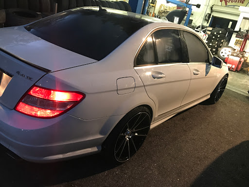 Tire Shop «L & R Tire Shop - Total Car Care», reviews and photos, 6923 W Hillsborough Ave, Tampa, FL 33634, USA