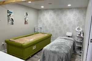 Trusted Touch Home Spa image