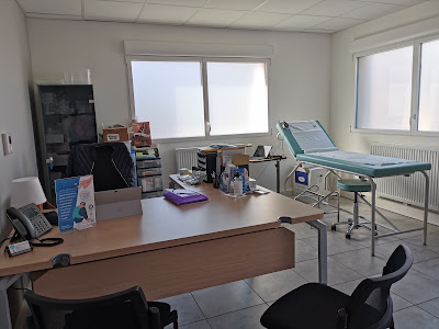 Nathalie Luzeaux Neurofeedback et Sophrologie, SoNeuro, Pôle santé de la Ferté saint Aubin à La Ferté-Saint-Aubin