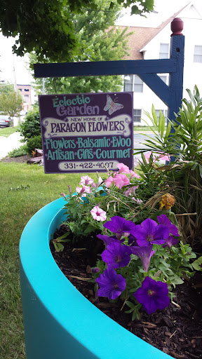 Florist «Eclectic Garden», reviews and photos, 323 Walnut St, St Charles, IL 60174, USA
