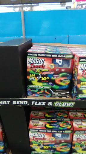 Discount Store «Walmart», reviews and photos, 19191 N Kelsey Street, Monroe, WA 98272, USA