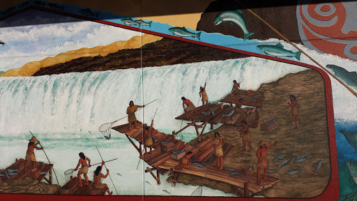 Grocery Store «Harvest Market Estacada», reviews and photos, 280 N Broadway St, Estacada, OR 97023, USA