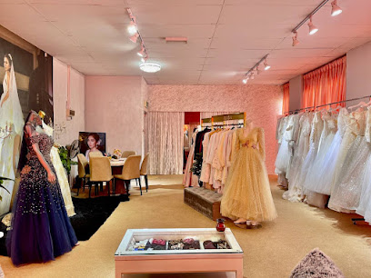 LAVELBYZARA | Plus Size | Bridal | Dress Rental|