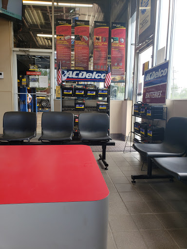 Car Repair and Maintenance «Midas», reviews and photos, 4110 W Elm St, McHenry, IL 60050, USA