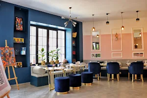 Kara Lounge Restaurant image