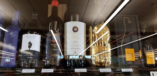 State Liquor Store «NH Liquor & Wine Outlet», reviews and photos, 500 Woodbury Ave, Portsmouth, NH 03801, USA