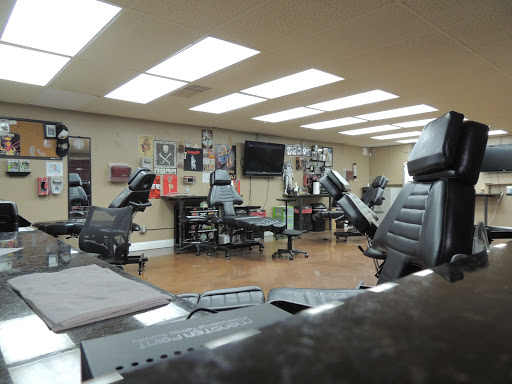 Tattoo Shop «Gaslight Tattoo Company», reviews and photos, 509 Florida Ave S, Lakeland, FL 33801, USA