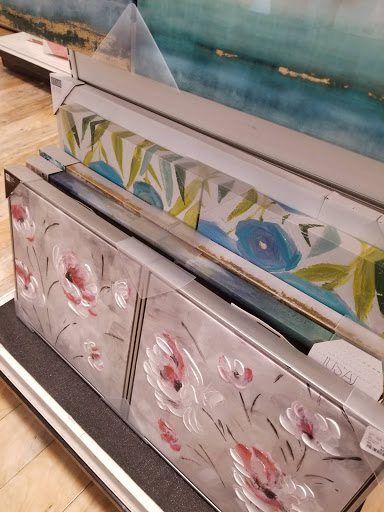 Department Store «HomeGoods», reviews and photos, 102 Yorktown Shopping Center Rd, Lombard, IL 60148, USA