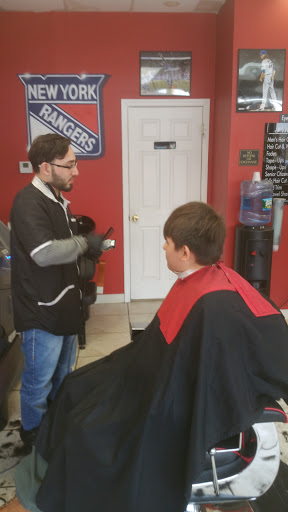 Barber Shop «J & J Barber Shop», reviews and photos, 3833 Bell Blvd, Bayside, NY 11361, USA