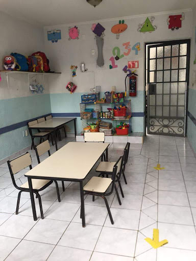 Estancia Infantil Explorer