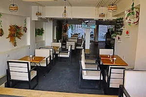 Lion Cafe & Restaurant image
