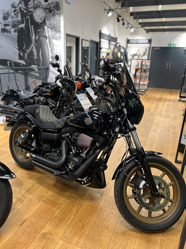 Comments and reviews of Watford Harley-Davidson