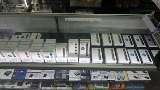 Tobacco Shop «GM Tobacco & Super Vapor», reviews and photos, 3250 W Pleasant Run Rd #100, Lancaster, TX 75146, USA