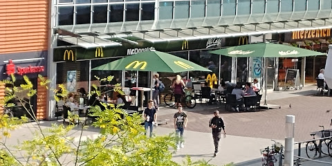 McDonald,s - Friedrich-Ebert-Platz 7, 51373 Leverkusen, Germany