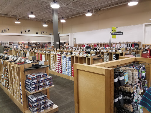 Shoe Store «DSW Designer Shoe Warehouse», reviews and photos, 9880 W Broad St, Glen Allen, VA 23060, USA