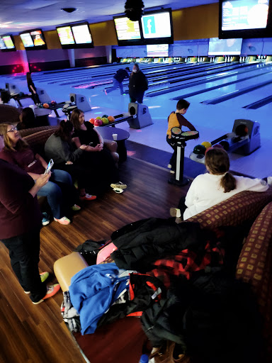 Bowling Alley «Emerson Bowling Lanes», reviews and photos, 1501 36th St, Parkersburg, WV 26104, USA