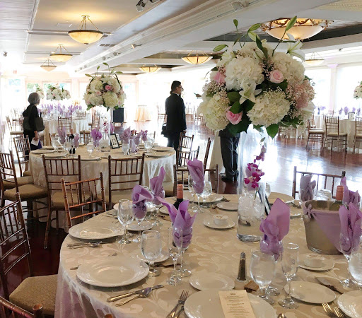 Florist «Elegant Florist», reviews and photos, 6909 4th Ave, Brooklyn, NY 11209, USA