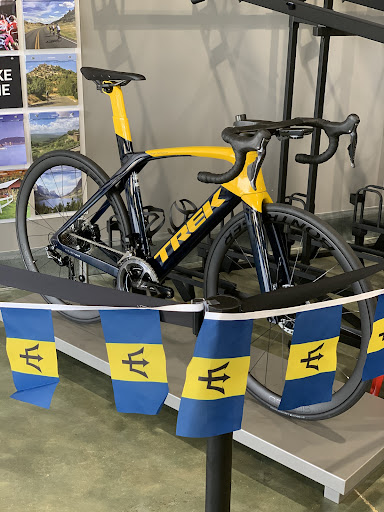 Bicycle Repair Shop «Trek Bicycle Store of St Louis», reviews and photos, 13922 Manchester Rd, Ballwin, MO 63011, USA