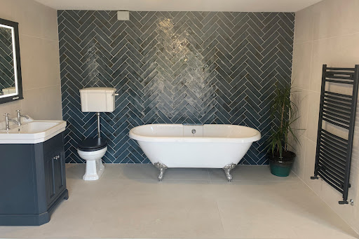 Hardwood Floors & Tiles