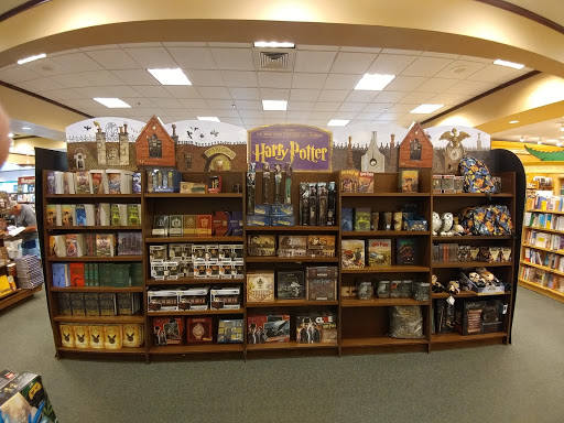 Book Store «Barnes & Noble», reviews and photos, 200 W Rte 70, Marlton, NJ 08053, USA