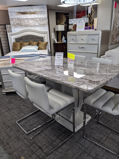 Furniture Store «Discount Furniture Store», reviews and photos, 504 E Market St, York, PA 17403, USA