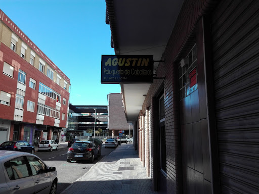 Agustín Peluquero en León, León