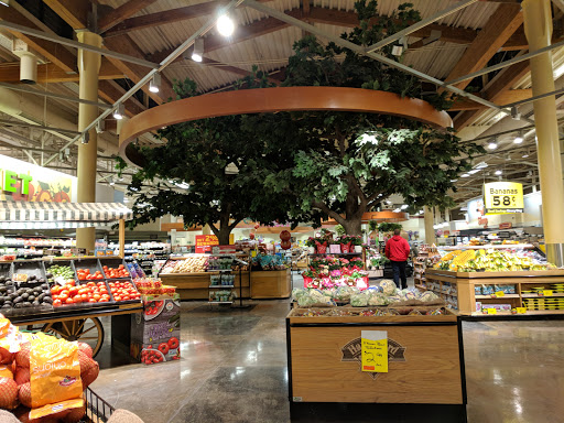 Grocery Store «Hannaford Supermarket», reviews and photos, 1490 U.S. 9, Wappingers Falls, NY 12590, USA