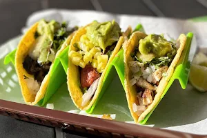 Tacos La Pina image