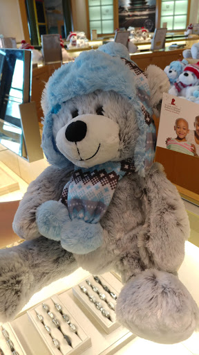 Jewelry Store «Jared The Galleria of Jewelry», reviews and photos, 7 Philbrook Ave, South Portland, ME 04106, USA