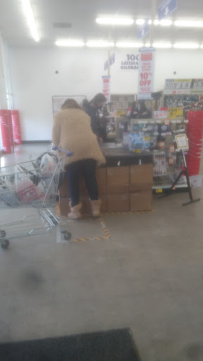 Hardware Store «Harbor Freight Tools», reviews and photos, 6272 Pearl Rd, Parma Heights, OH 44130, USA