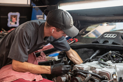 Auto Repair Shop «Car Tender», reviews and photos, 1706 12th Ave, Seattle, WA 98122, USA